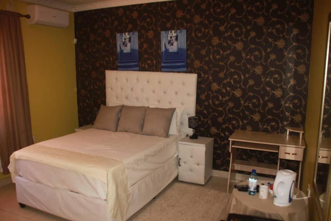Mathlyn Guesthouse Gaborone Zewnętrze zdjęcie