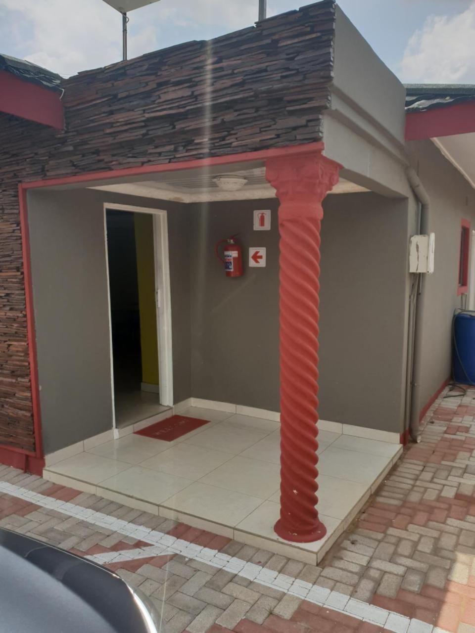Mathlyn Guesthouse Gaborone Zewnętrze zdjęcie