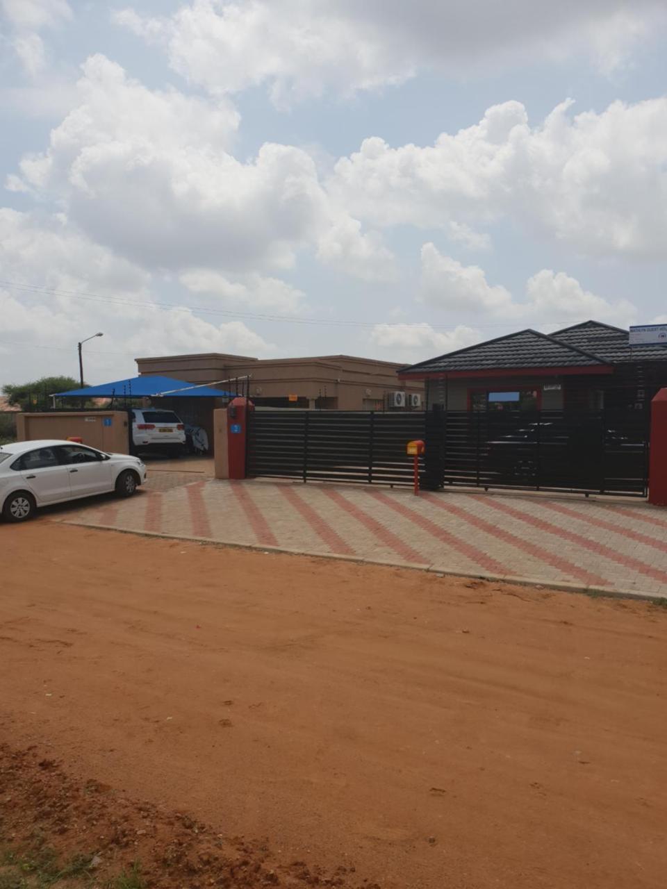 Mathlyn Guesthouse Gaborone Zewnętrze zdjęcie